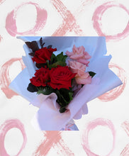 Load image into Gallery viewer, XOXO